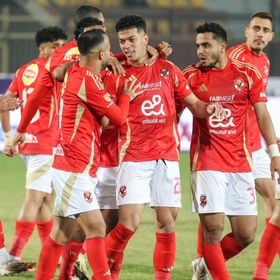 الأهلي يصعّد: لن نستكمل الدوري دون تحكيم أجنبي لنا ولغيرنا