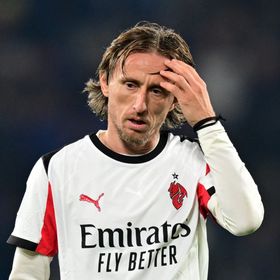 شاهد.. ميلان يسقط في فخ التعادل للمرة الثانية توالياً بالدوري الإيطالي