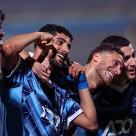 الجيش الملكي يشكو بيراميدز للكاف بعد أزمة المشجعين