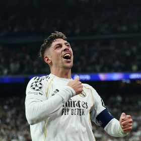 فالفيردي يتحدث عن أفضل مباراة بمسيرته بعد هاتريك مانشستر سيتي