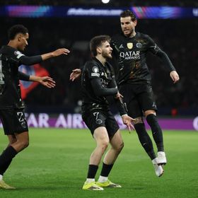 شاهد.. البديل كفاراتسخيليا يقود باريس سان جيرمان لسحق تشيلسي