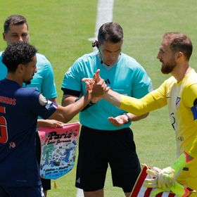أوبلاك: أتلتيكو استقبل الأهداف بسهولة ولا أفهم قرارات الحكم