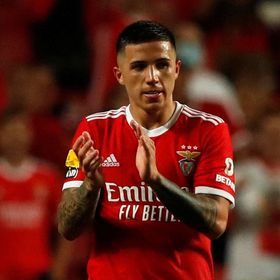 الكبار خارج القائمة.. ما الأندية الأكثر ربحاً من الانتقالات منذ 2000؟