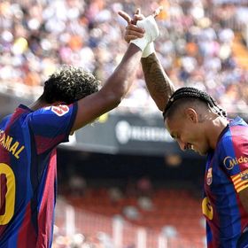 ثلاثي برشلونة الأفضل هجومياً منذ 68 عاماً