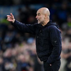 غوارديولا يدين استهزاء جماهير ليدز بوقف مباراة لإفطار اللاعبين المسلمين