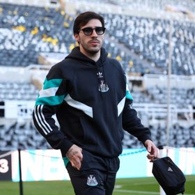 رداً للجميل.. ساندرو تونالي جدّد عقده مع نيوكاسل "سراً"