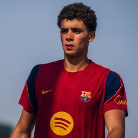 حمزة عبد الكريم يهدي برشلونة نحو 100 ألف يورو قبل أن يلعب