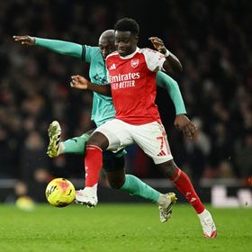 بوكايو ساكا: أرسنال احتاج الحظ وحسم الدوري الإنجليزي في مايو