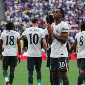 شاهد.. جواو بيدرو يفتتح أهدافه مع تشيلسي ويرفض الاحتفال