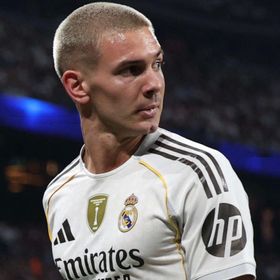 أسطورة الأرجنتين يحذر ماستانتونو: لن تستمر طويلاً مع ريال مدريد