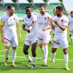 احتفالات بالجزائر.. بلوزداد واتحاد العاصمة إلى ربع نهائي الكونفيدرالية