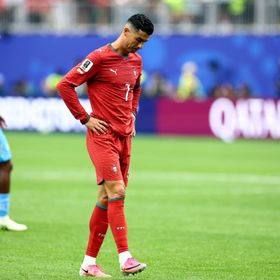 هنري يهاجم رونالدو: الفريق هو من يجب أن يسجل وليس أنت فقط