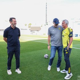 المدير الرياضي للاتحاد يرجّح مشاركة أندية سعودية في دوري أبطال أوروبا