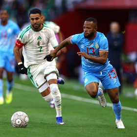 التعادل يخيم على شوط حذر بين الجزائر والكونغو الديمقراطية