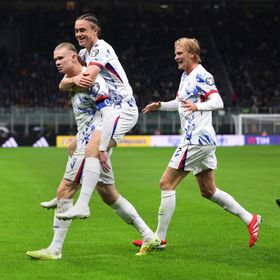 هالاند يصعد بالنرويج لكأس العالم بعد سحق إيطاليا برباعية