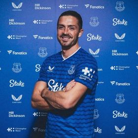 رسمياً.. إيفرتون يضم غريليش على سبيل الإعارة من مانشستر سيتي