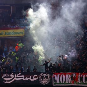 مدرب الجيش الملكي يطالب "اللاعب رقم 12" بالصبر ضد صنداونز