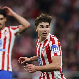 خوليان ألفاريز يتفوق على ميسي في دوري أبطال أوروبا