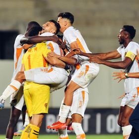 نهضة بركان يتأهل لنهائي كأس العرش ويقدّم هدية لأولمبيك آسفي