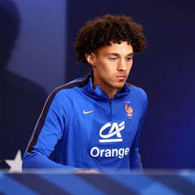 أكليوش يعوّض زائير إيمري المصاب في قائمة منتخب فرنسا