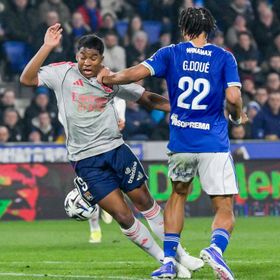 ستراسبورغ يوقف سلسلة انتصارات ليون ويحرمه من رقم تاريخي