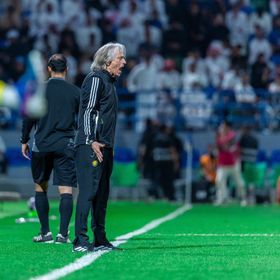 جورجي جيسوس يتحدّى الهلال ويكشف أقرب طريق لفوز النصر