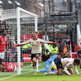 شاهد.. ماك أليستر لا يُلدغ مرتين وينقذ ليفربول بملعب نوتنغهام في 90+7