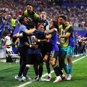 الأرجنتين تصعد لنهائي كأس العالم بعد فوز مثير على إنجلترا وتضرب موعداً مع إسبانيا