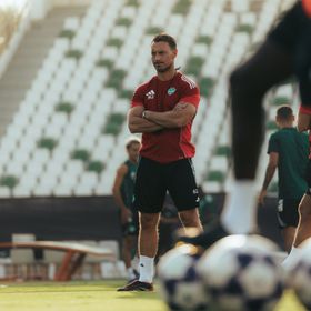 ماتياس يايسله يتعهد بتجديد الطاقة في الأهلي ومواصلة البناء