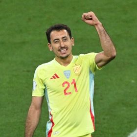 ميكل أويارزابال "ملك النهائيات" يواصل التألق مع إسبانيا