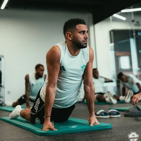 تشكيلة الجولة المثالية في روشن.. محرز ومدافع الاتحاد و4 من فريق واحد