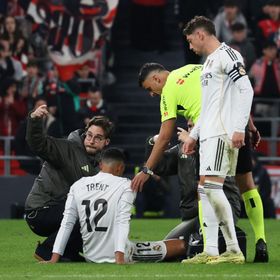 ما هي المباريات التي سيغيبها أرنولد عن ريال مدريد للإصابة؟