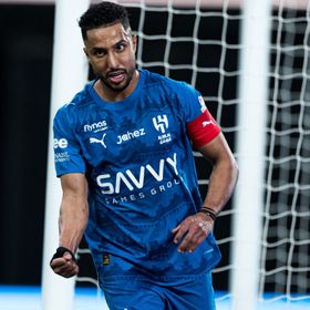 بثنائية الدوسري وكنو.. الهلال يُعزز صدارته لدوري روشن السعودي