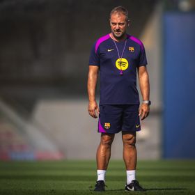 فليك: رحيل إنييغو مارتينيز إلى النصر فاجأني.. وأتفهّم قراره