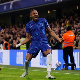 تشيلسي يمنح مهاجمه الفرنسي الضوء الأخضر للرحيل