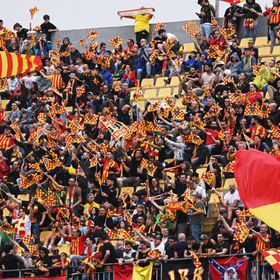 وفاة مفاجئة لموظف في ليتشي تؤجل مباراته مع أتالانتا بالدوري الإيطالي