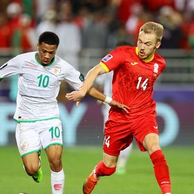 عُمان تفرط في التأهل لثمن نهائي كأس آسيا بعد خطأ فادح