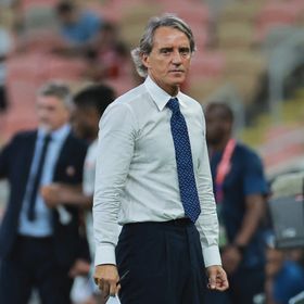 روبرتو مانشيني يتراجع و"يوافق" على تدريب السد بشرط أساسي