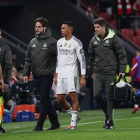 رغم الشائعات.. أرنولد لا يفكر في الرحيل عن ريال مدريد