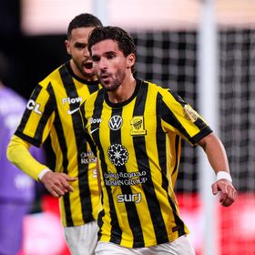 الجزائري حسام عوار يتألق مع الاتحاد قبل كأس العالم