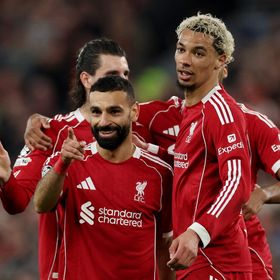إيكيتيكي يحتفي بإنجاز "الأسطورة" محمد صلاح: وجوده مهم لليفربول