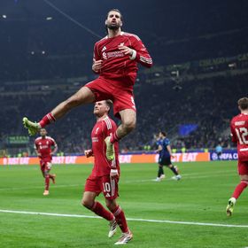 ليفربول "المتوازن" يعود بانتصار ثمين من ملعب إنتر ميلان