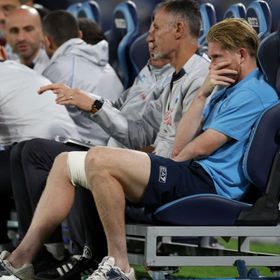 ضربة موجعة.. كيفن دي بروين يغيب عن نابولي لمدة طويلة