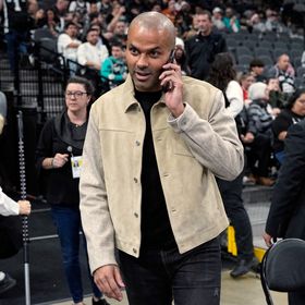 الأسطورة توني باركر مدرباً لفرنسا تحت 17 عاماً في كرة السلة