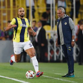 يوفنتوس "يأمل بضمّ" سفيان أمرابط والتخلّص من دوغلاس لويز