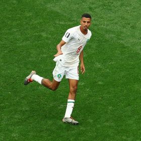 منافس إسباني يهدد طموح برشلونة في ضم عز الدين أوناحي