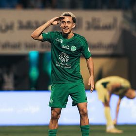 شاهد.. الأهلي يختتم موسمه في الدوري السعودي برباعية في شباك الخليج