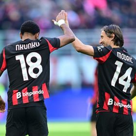 شاهد.. ميلان يفوز بفضل مودريتش ونكونكو وينتزع صدارة الدوري الإيطالي