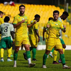 شبيبة القبائل يتألق في أبطال إفريقيا.. ومفاجأة كبرى في الكونفيدرالية