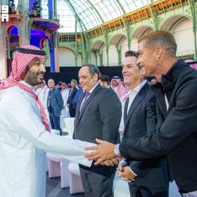 ولي العهد السعودي ورونالدو يحضران ختام كأس العالم للألعاب الإلكترونية بباريس